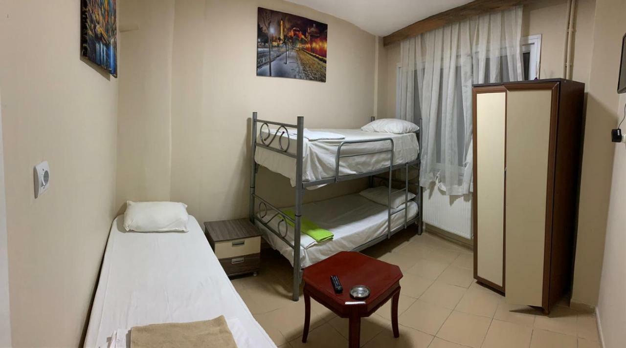 Hayat Pansiyon Hostel Istanbul Exterior photo
