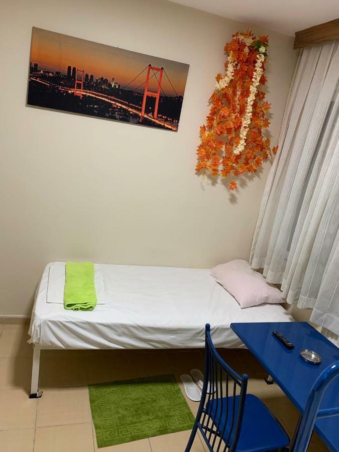 Hayat Pansiyon Hostel Istanbul Exterior photo