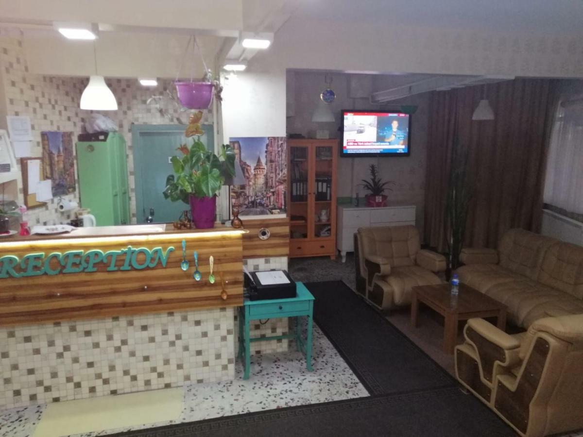 Hayat Pansiyon Hostel Istanbul Exterior photo